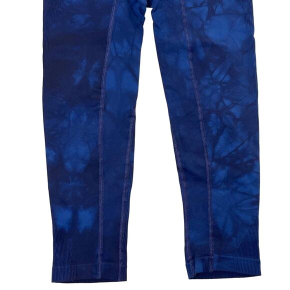 Athleta Re Charge Navy/Blue Tie Dye Crop Capri Leggings Size XS Activewear - Picture 5 of 8